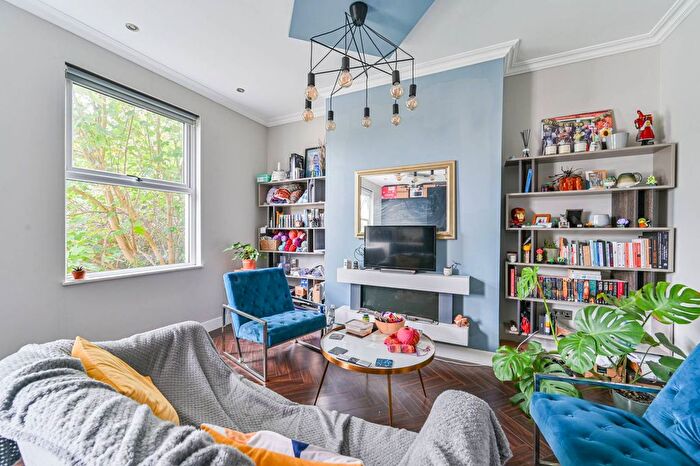 1 Bedroom Flat To Rent In Courthill Road, Lewisham, London, SE13