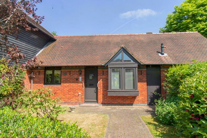 2 Bedroom Bungalow To Rent In Palace Gate, Odiham, Hook, RG29