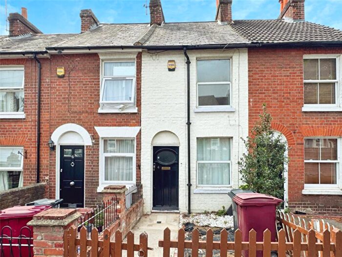 2 Bedroom Terraced House To Rent In Princes Street, Reading, Berkshire, RG1