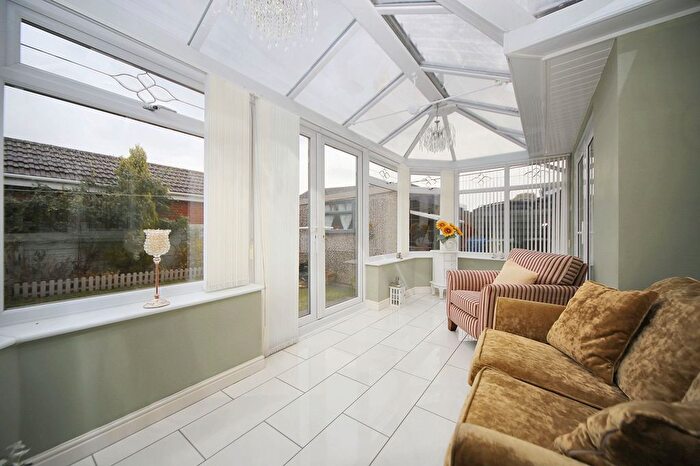 2 Bedroom Bungalow For Sale In Sherborne Road, Orrell, WN5