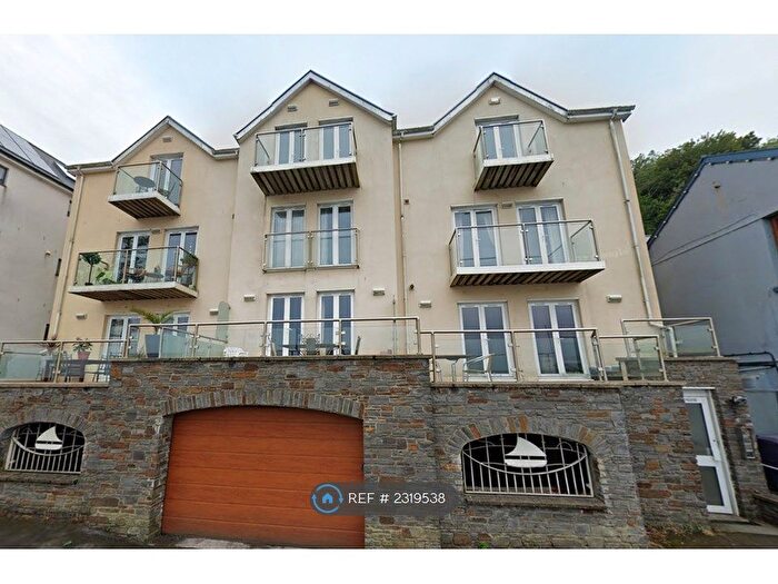 2 Bedroom Flat To Rent In The Boat House, Mumbles, Swansea, SA3