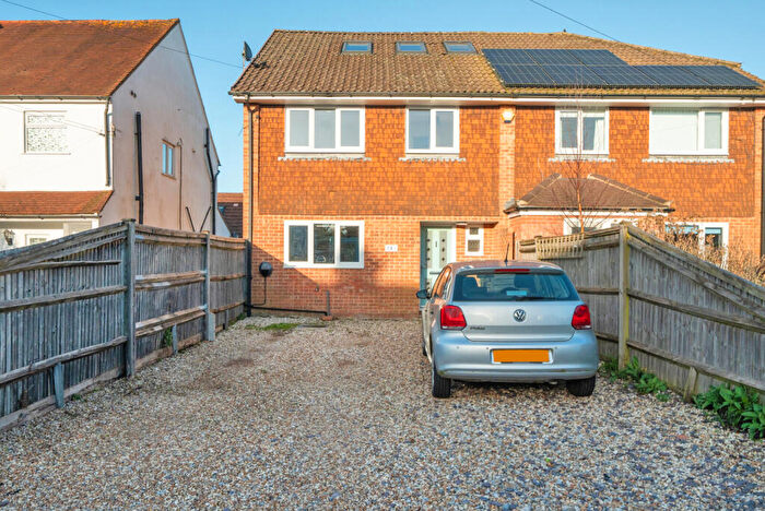 5 Bedroom Semi Detached House For Sale In Little Green Lane, Farnham, GU9