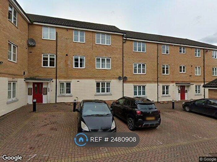 3 Bedroom Flat To Rent In Whitworth Court, Norwich, NR6
