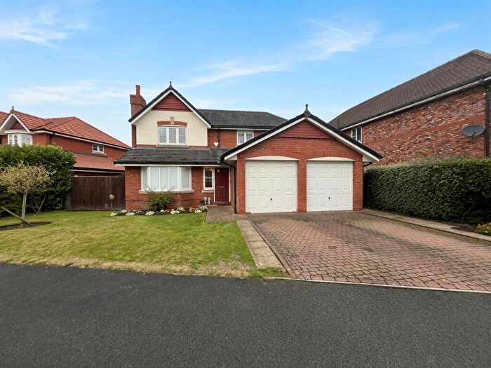 4 Bedroom Detached House For Sale In Kingsbury Drive, Wilmslow, SK9