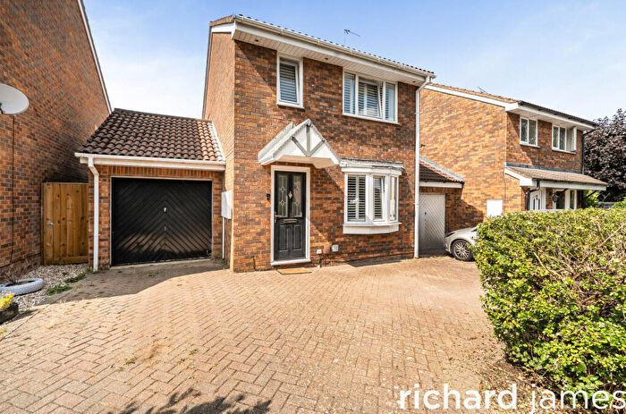 3 Bedroom Detached House For Sale In Sandacre Road, Nine Elms, Swindon, SN5