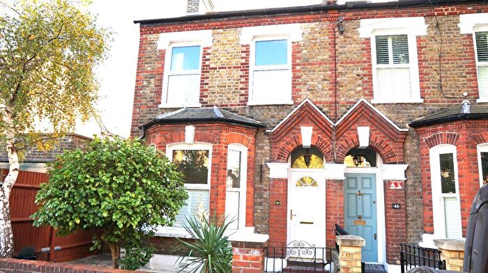 2 Bedroom End Of Terrace House To Rent In Franche Court Road, London, SW17