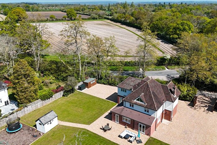 4 Bedroom Detached House For Sale In Gardeners Lane, East Wellow, Romsey, SO51