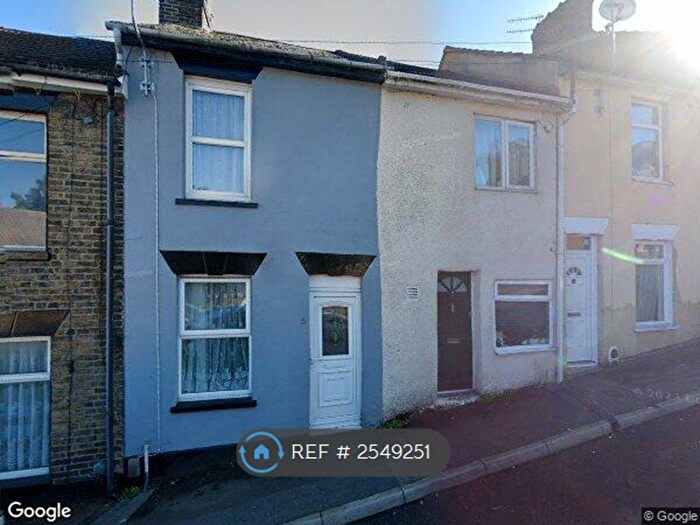 2 Bedroom Terraced House To Rent In Melbourne Road, Chatham, ME4