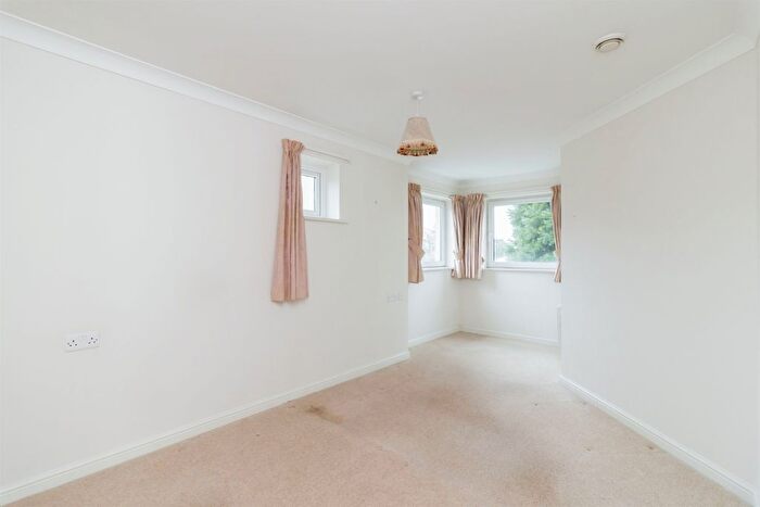 1 Bedroom Flat For Sale In Fisher Street, Paignton, TQ4