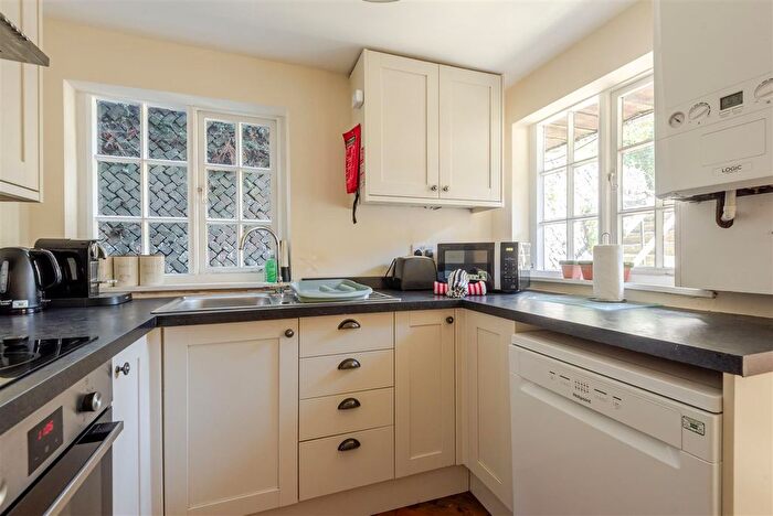 2 Bedroom Cottage To Rent In Rostherne Lane, Rostherne, Knutsford, WA16