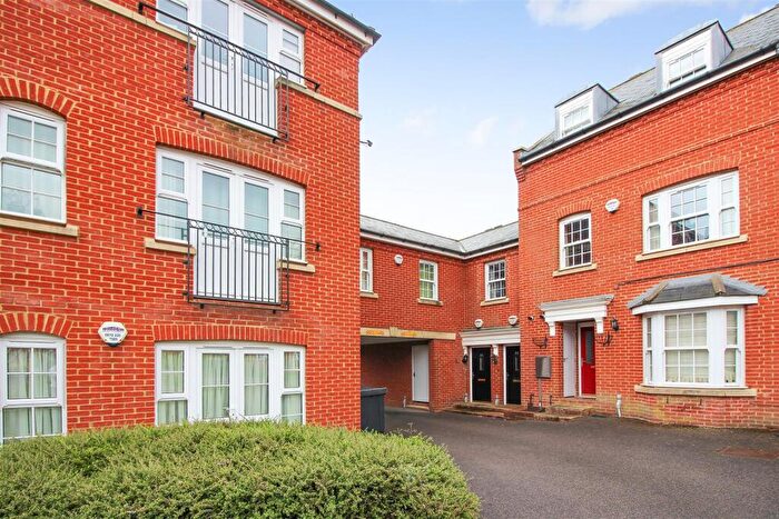 2 Bedroom Flat To Rent In George Roche Road, Canterbury, Kent, CT1