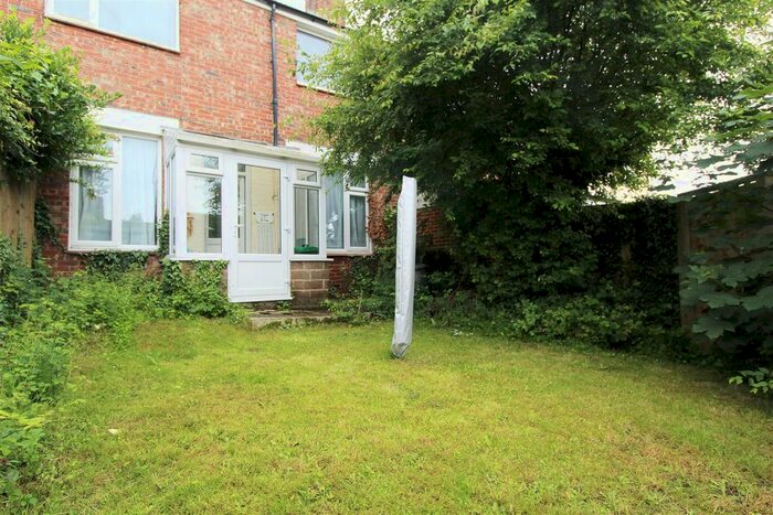 1 Bedroom Flat To Rent In Elm Grove, Brighton, BN2