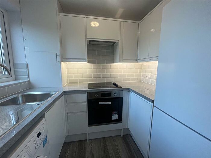 2 Bedroom House To Rent In Marston Road, Thame, OX9