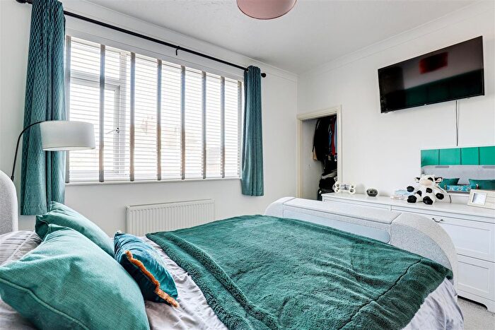 2 Bedroom Semi-Detached House For Sale In Prospect Road, Carlton, Nottinghamshire, NG4