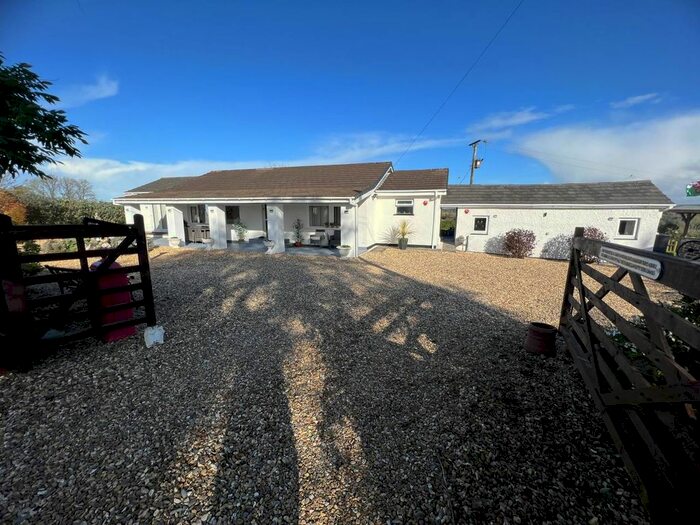 2 Bedroom Bungalow For Sale In Maesarfor, Aberarth, Aberaeron, SA46