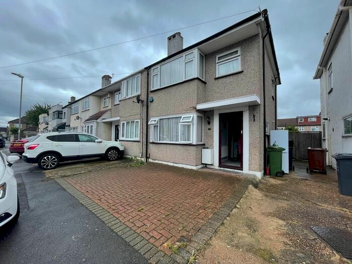 3 Bedroom Terraced House To Rent In Tenterden Road, Dagenham, RM8