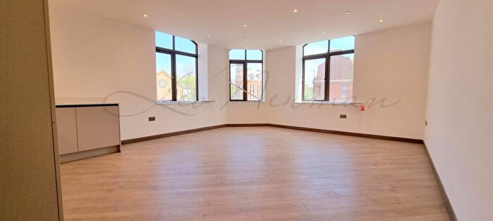 2 Bedroom Flat To Rent In Widmore Road, Bromley, BR1