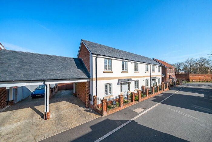 2 Bedroom Detached House For Sale In Uttley Lane, Beaconsfield, HP9