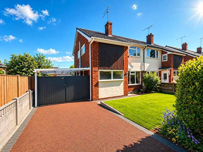 4 Bedroom Semi-Detached House For Sale In Pearl Lane, Vicars Cross, Chester, Cheshire, CH3