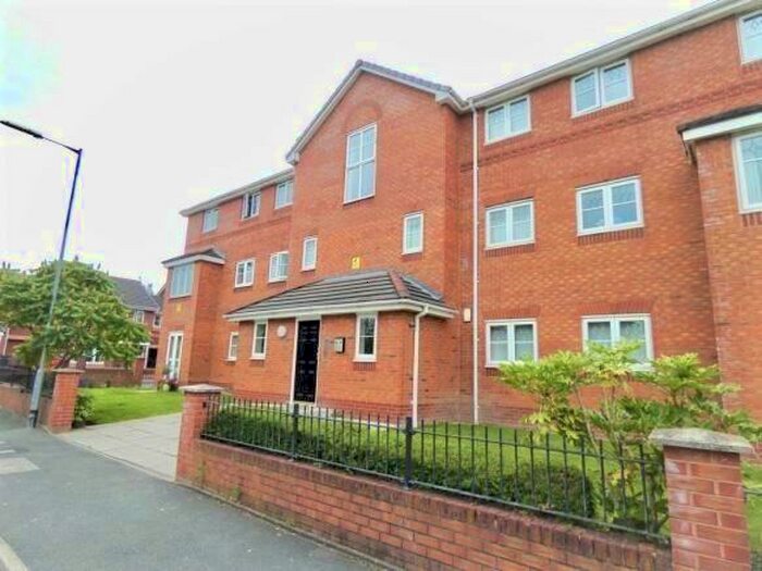 2 Bedroom Apartment To Rent In Livingston Avenue, Wythenshawe, Manchester, M22