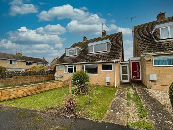 2 Bedroom Bungalow To Rent In Grange Court, Cirencester, Gloucestershire, GL7