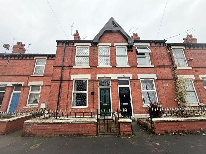 2 Bedroom Terraced House For Sale In Dean Street, Ashton-Under-Lyne, OL6