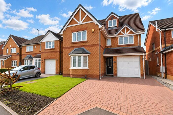 4 Bedroom Detached House For Sale In Naburn Grove, Moreton, Wirral, CH46