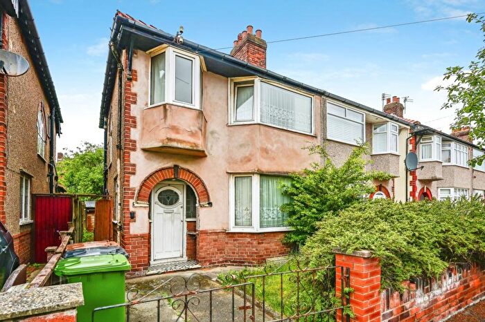 3 Bedroom Semi-Detached House For Sale In Somerset Road, Brighton-le-Sands, Liverpool, Merseyside, L22