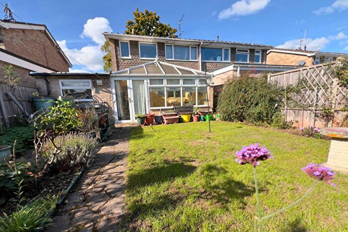 3 Bedroom Semi-detached House For Sale In Darby Green Lane, Camberley, GU17