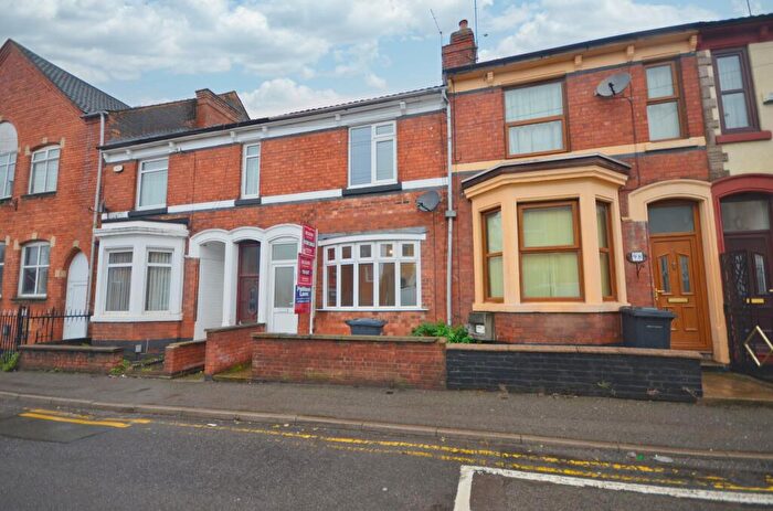 3 Bedroom Terraced House For Sale In Bath Road, Kettering, NN16