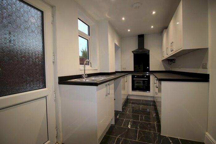 3 Bedroom Semi-Detached House To Rent In Cornhill Road, Carlton, Nottingham NG4