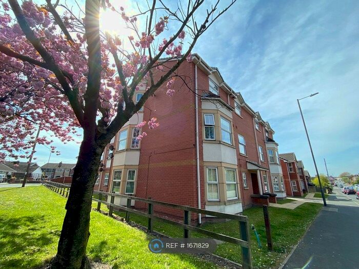 2 Bedroom Flat To Rent In Crow Lane West, Newton-Le-Willows, WA12