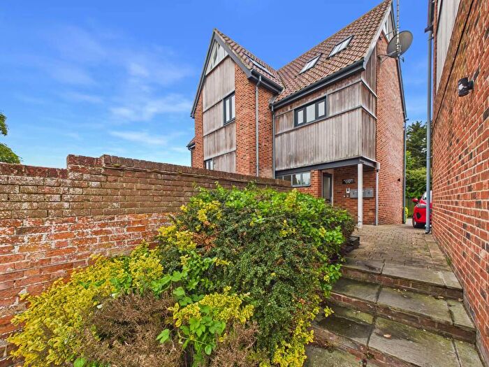 2 Bedroom Apartment For Sale In Quayside, Woodbridge, Suffolk, IP12
