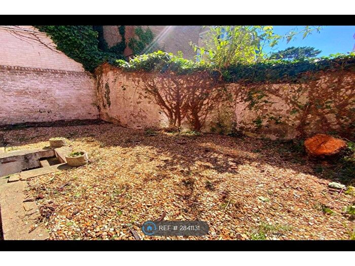 1 Bedroom Flat To Rent In St Michael's Rd, Bournemouth, BH2