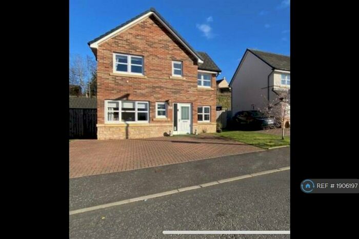 5 Bedroom Detached House To Rent In Larkhall, Larkhall, ML9