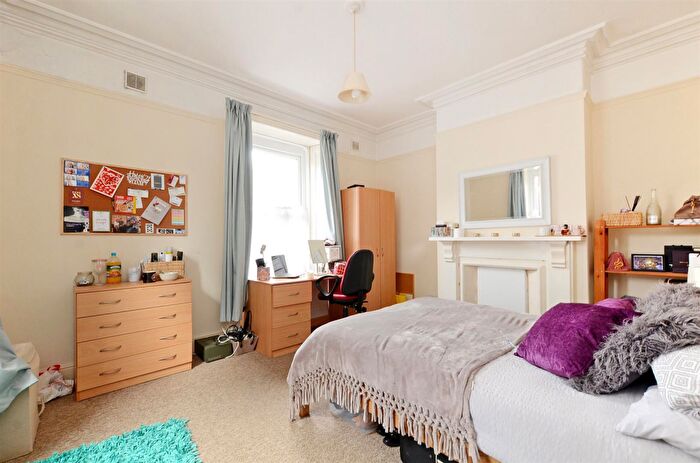 4 Bedroom House To Rent In Whitham Road Broomhill Sheffield, S10