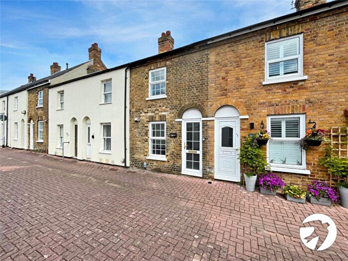 2 Bedroom Terraced House To Rent In Camden Street, Maidstone, Kent, ME14