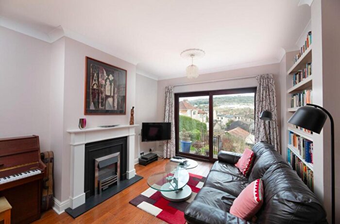 4 Bedroom Semi-Detached House For Sale In Upper East Hayes, Bath, BA1
