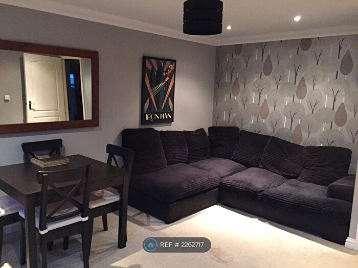 2 Bedroom Flat To Rent In Ongar Road, Brentwood, CM15
