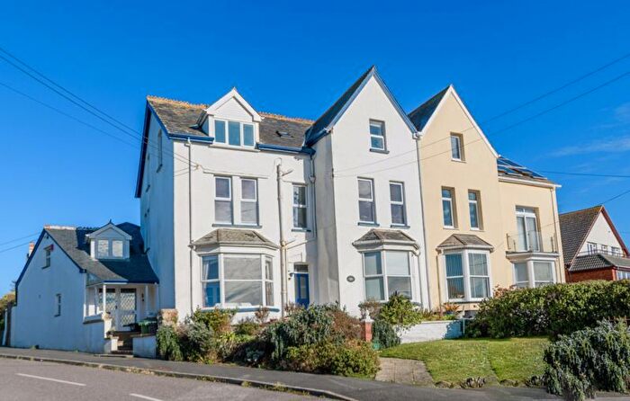 2 Bedroom Flat For Sale In Moor Lane, Braunton, EX33