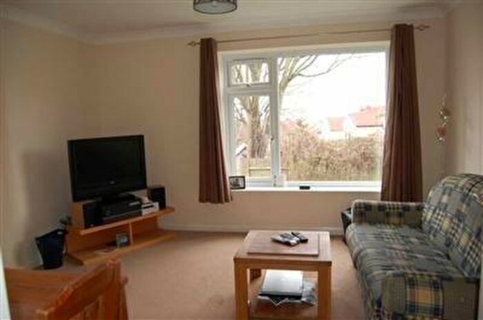 2 Bedroom Apartment To Rent In Elm Lane, Bristol, Somerset, BS6