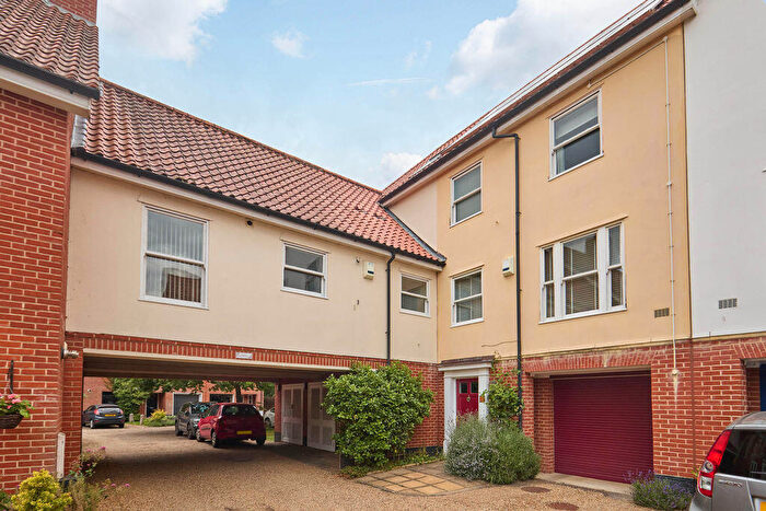 2 Bedroom Flat For Sale In Indigo Yard, Central Norwich, NR3
