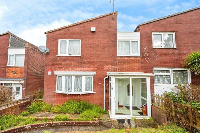 4 Bedroom Terraced House For Sale In Manningford Road, Birmingham, B14