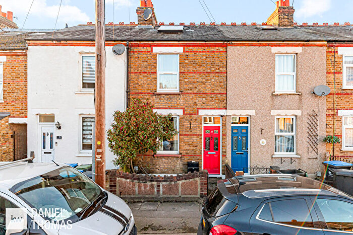2 Bedroom Terraced House For Sale In Rounton Road, Waltham Abbey, EN9