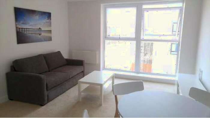 1 Bedroom Flat To Rent In Drake Way, Reading, RG2