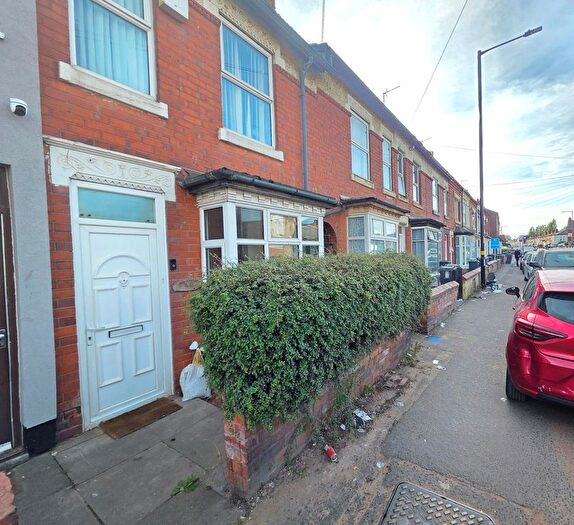 2 Bedroom Terraced House For Sale In Formans Road, Sparkhill, B11
