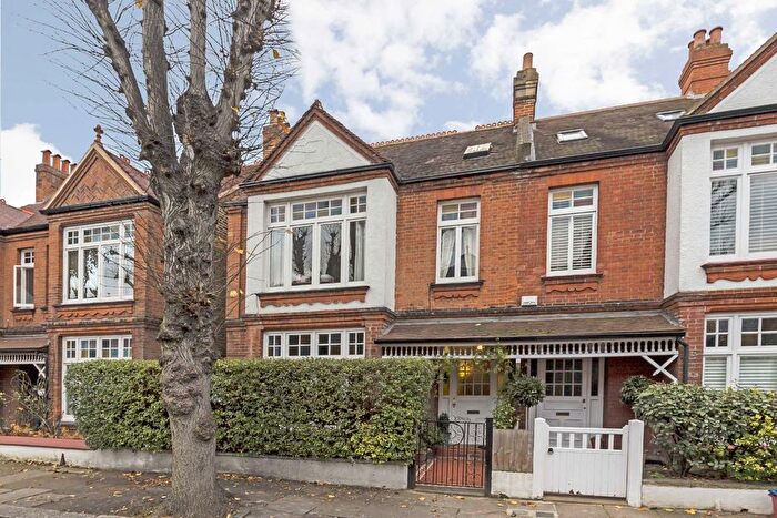 5 Bedroom Property To Rent In Lonsdale Road, London, W4