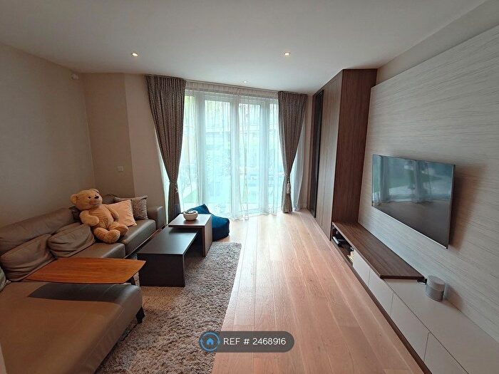 3 Bedroom Terraced House To Rent In Rope Terrace, London, E16