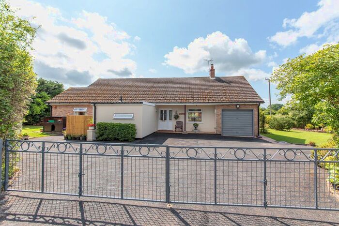 3 Bedroom Bungalow For Sale In Berrington Road, Tenbury Wells, WR15