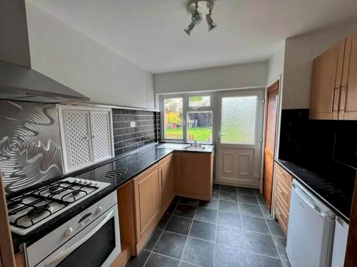 3 Bedroom Terraced House To Rent In St. Denis Road, Selly Oak, Birmingham, B29
